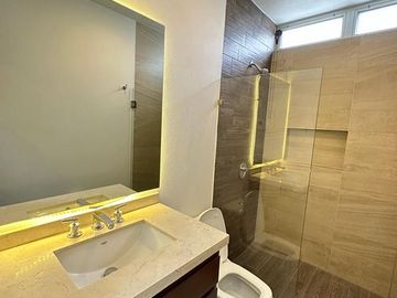 CASA SOLARES FRACC. RESIDENCIAL ELITE