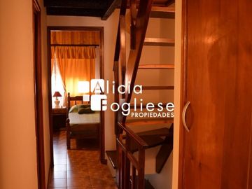 Departamento tipo duplex de 4 ambientes en Zona Centro con Cochera