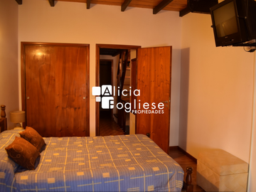 Departamento tipo duplex de 4 ambientes en Zona Centro con Cochera