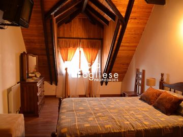 Departamento tipo duplex de 4 ambientes en Zona Centro con Cochera