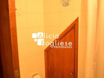Departamento tipo duplex de 4 ambientes en Zona Centro con Cochera