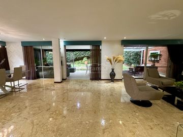 casa en venta en benedictinos. Cod V776004