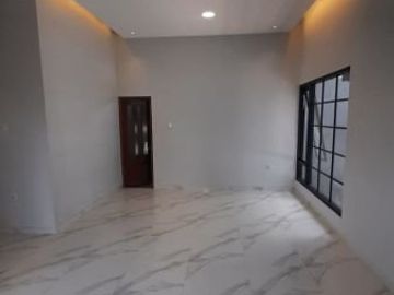 Rumah Baru Gayungsari Gayungan dkt Kebonsari Masjid Agung Surabaya Selatan
