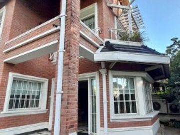 Increible chalet de categoria ! Acepta permuta en menor valor !