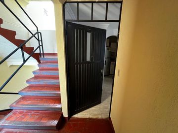 VENTA APARTAMENTO EN CALI BARRIO BRISAS DE LOS ALAMOS. Cod V9858