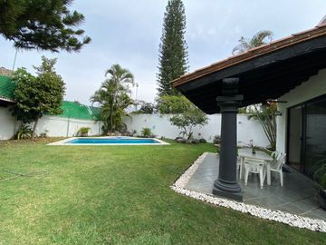 Casa en Fraccionamiento en Palmira Tinguindin, Cuernavaca, Morelos CAEN-939-Fr