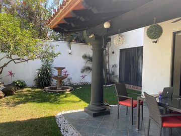 Casa en Fraccionamiento en Palmira Tinguindin, Cuernavaca, Morelos CAEN-939-Fr