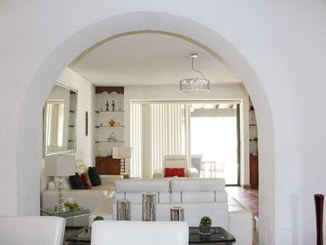 Casa en Fraccionamiento en Palmira Tinguindin, Cuernavaca, Morelos CAEN-939-Fr