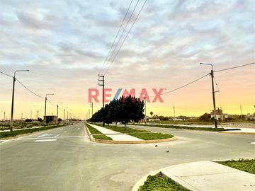 🌟 ¡Oportunidad Única en Lambayeque! 🌟

¿Estás buscando el lugar perfecto para construir tus sueños? Te presentamos este magnífico terreno urbano, un