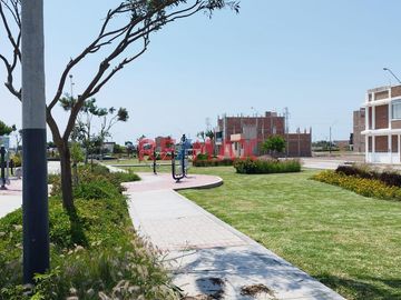 ✨ ¡OPORTUNIDAD ÚNICA para cumplir tu sueño de construir tu casa ideal! ✨

📍 Ubicación Privilegiada:
LOTE 021  Mz - E3 Urb. San Antonio De Chiclayo,
