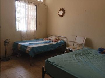Vendo casa rentera en Guayacanes con local