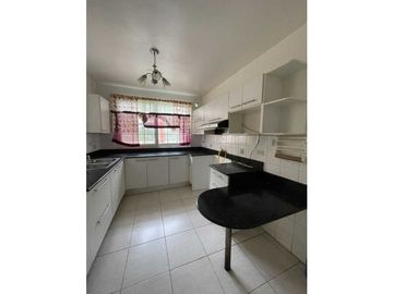 SE VENDE AMPLIA CASA EN RIVIERA COLONIAL, BRISAS DEL GOLF