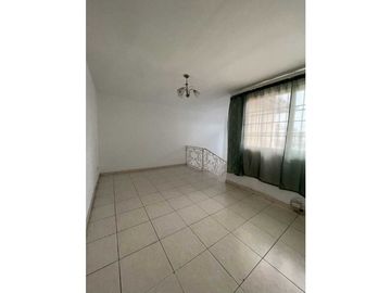 SE VENDE AMPLIA CASA EN RIVIERA COLONIAL, BRISAS DEL GOLF