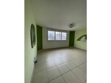 SE VENDE AMPLIA CASA EN RIVIERA COLONIAL, BRISAS DEL GOLF