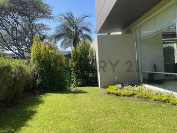 Hermosa casa de venta en Jardines de Santa Ines