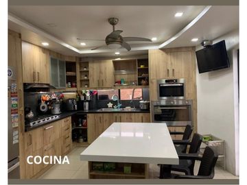 TERRANOSTRA vendo linda casa totalmente remodelada