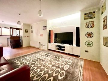 Venta Casa Mediterranea 4D 4B Estar y Quincho. Chicureo