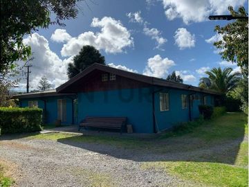 Se vende casa con amplio terreno en Chiguayante