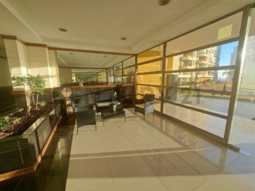 EN VENTA LUMINOSO DEPARTAMENTO CON UBICACIÓN SECTOR SUR  CERRO PARANAL