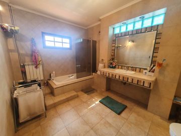Chalet en venta en Ituzaingo Sur