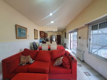 Chalet en venta en Ituzaingo Sur