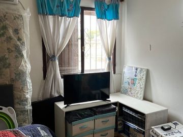 VENTA CASA TIPO DUPLEX 2 HAB + COCHERA + PATIO - B° CUMELEN