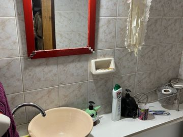 VENTA CASA TIPO DUPLEX 2 HAB + COCHERA + PATIO - B° CUMELEN
