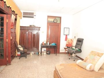 DIJUAL RUMAH (ADA KOLAM RENANG) DI JL. MALUKU MENTENG JAKARTA PUSAT