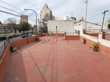 Lote con 2 PH de 3 Ambientes en esquina de 8.75 x 18.17 (475 m2 construibles) Usab1
