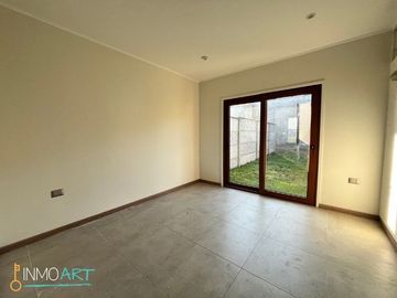 Casa en venta de 3 dorm. frente colegio Pumahue, Temuco