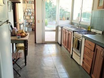 CASA DE 3 DORMITORIOS  FRENTE AL GOLF - EN VENTA