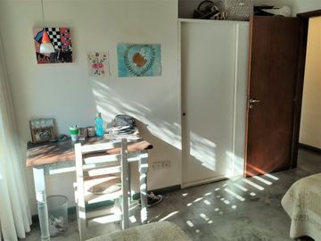 CASA DE 3 DORMITORIOS  FRENTE AL GOLF - EN VENTA