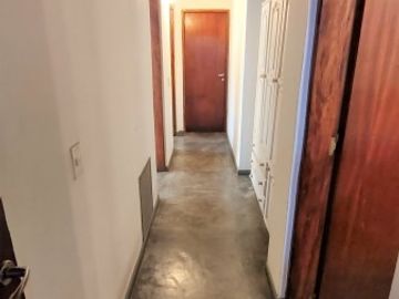CASA DE 3 DORMITORIOS  FRENTE AL GOLF - EN VENTA