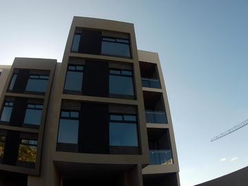 Moderno Departamento en Torre Vista Real