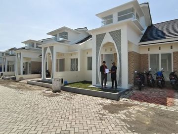 Rumah Premium SHM 2 Lantai dalam Kawasan Islami