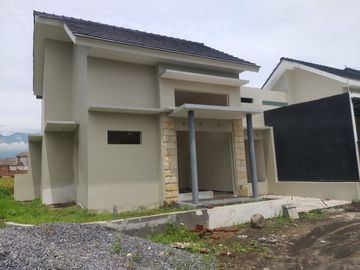TERLARIS RUMAH MURAH LOKASI PREMIERE MALANG KOTA 5 MENIT KE ALUN-ALUN