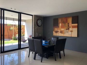 Casa en venta en Lomas de Angelópolis II