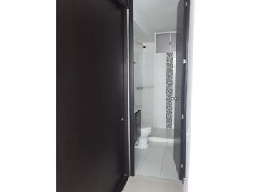 SE VENDE HERMOSO APARTAMENTO SOMBRA EN MIRAMAR