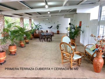 VENTA DE CASA EN AGUADULCE CON PISCINA 8,000 MT2