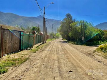 Casa en venta de 6 dorm. en Olmué