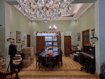 Rumah Komersial Terbaik Di Jantung Menteng