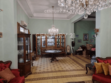 Rumah Komersial Terbaik Di Jantung Menteng