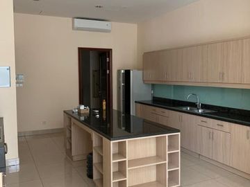 DIJUAL THE PAKUBUWONO RESIDENCES TOWNHOUSE (FULL FURNISH)