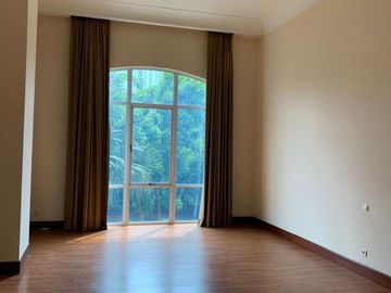 DIJUAL THE PAKUBUWONO RESIDENCES TOWNHOUSE (FULL FURNISH)