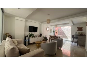 VENTA DE HERMOSA CASA MEDIANERA REMODELADA BARRIO LA VILLA PEREIRA