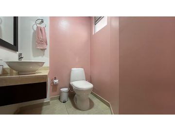 VENTA DE HERMOSA CASA MEDIANERA REMODELADA BARRIO LA VILLA PEREIRA
