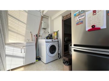 VENTA DE HERMOSA CASA MEDIANERA REMODELADA BARRIO LA VILLA PEREIRA