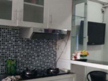JUAL MURAH APARTEMEN 2 BR GREEN PRAMUKA FULL FURNISHED RAWASARI