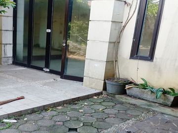 Rumah Dijual di Cirendeu Dekat MRT Lebak Bulus