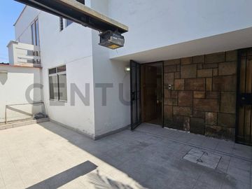 LINDA CASA EN LA AURORA MIRAFLORES